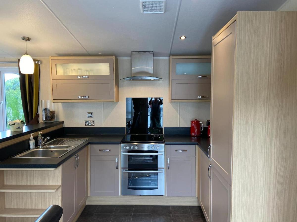 New Forest Retreat Shorefield Country Park リミントン エクステリア 写真